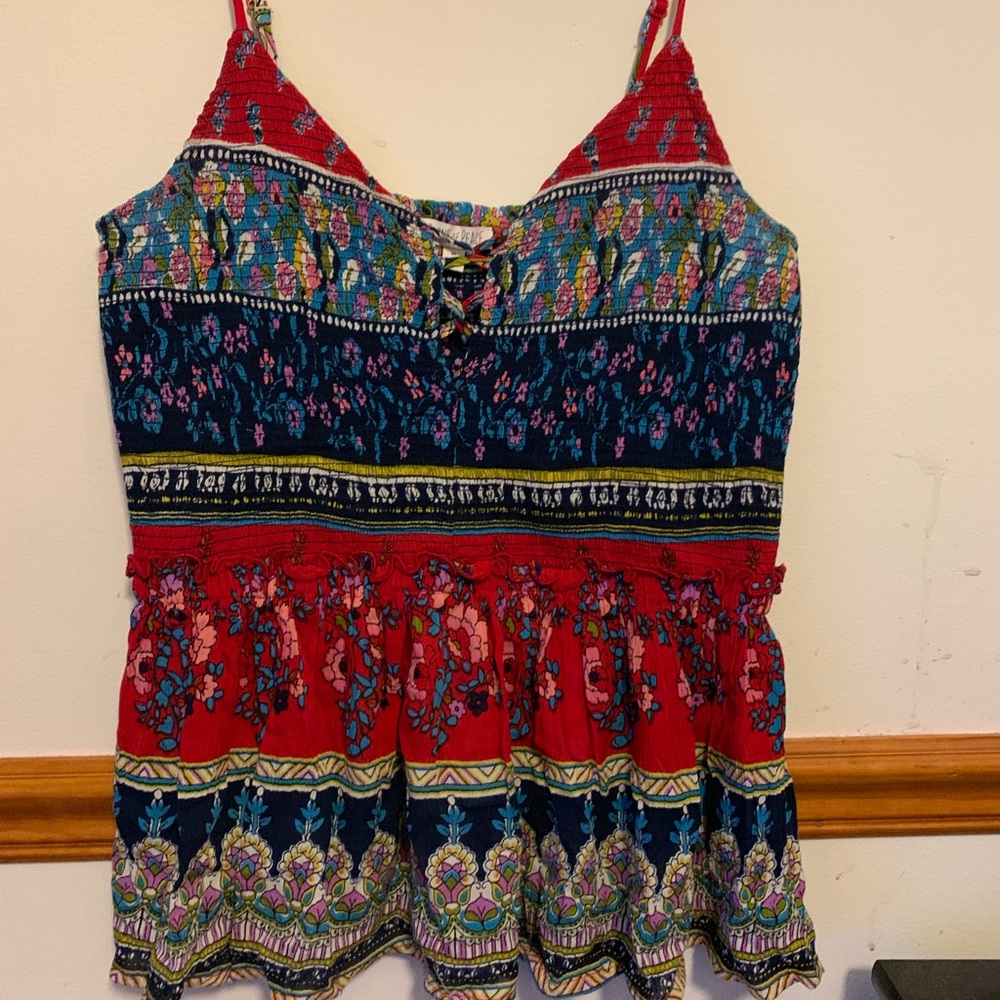 Women’s shirt